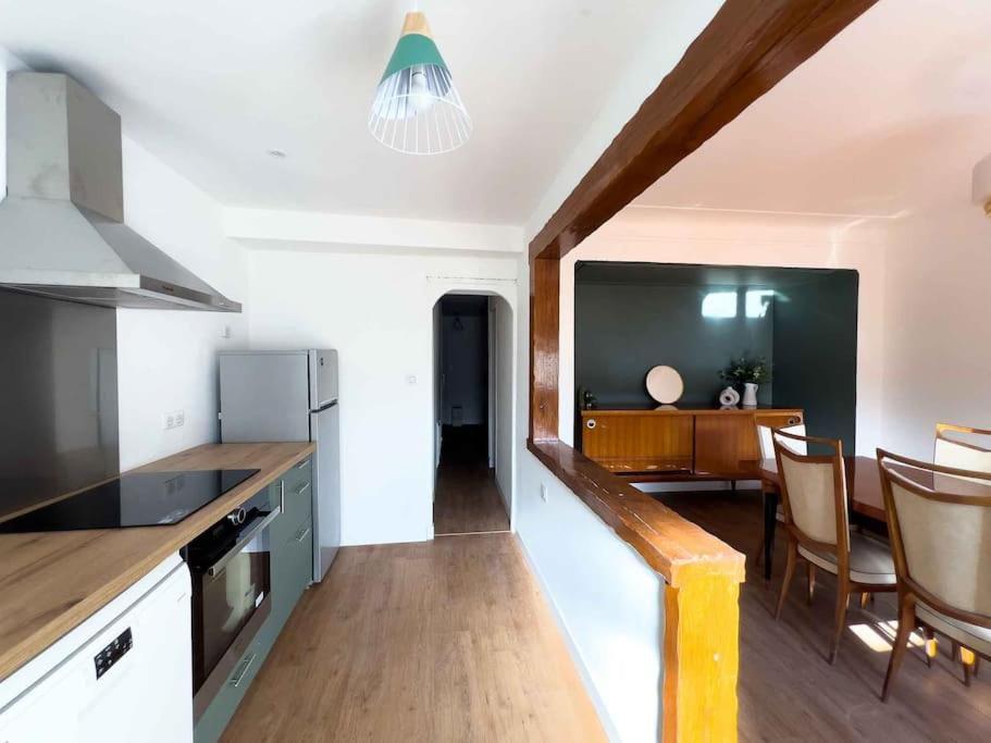 Maison Semi-Troglodyte Avec 4 Velos Rochecorbon Exterior foto